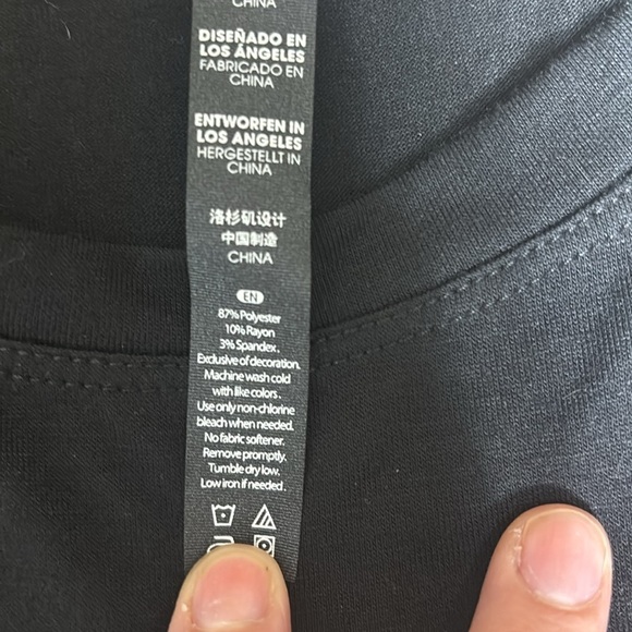 Wildfox SweaBlack Criss Cross Sides Boxy Muscle Tank Top Haley Crop size L - Picture 10 of 13